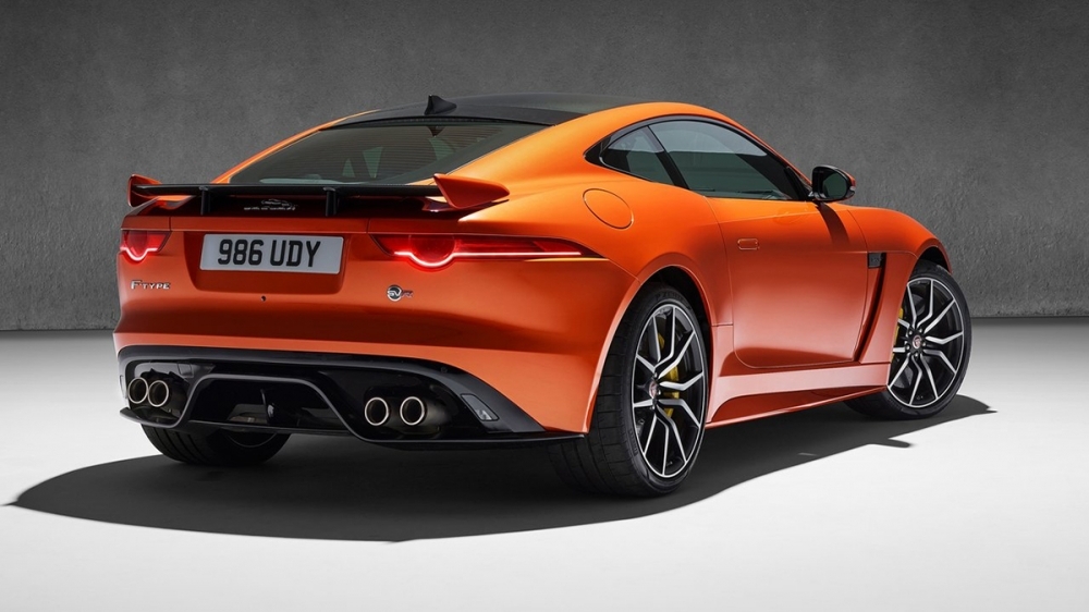 Jaguar_F-Type Coupe_SVR AWD