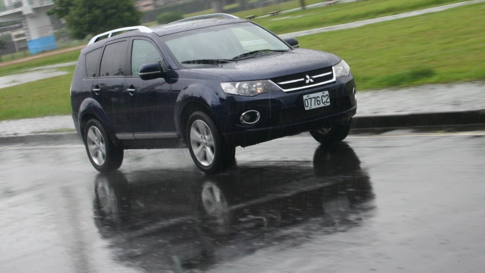 Mitsubishi_Outlander_2.4 4WD旗艦型