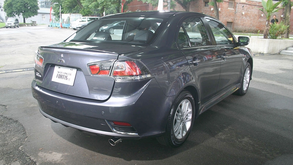 Mitsubishi_Lancer(NEW)_Fortis 1.8傳奇型