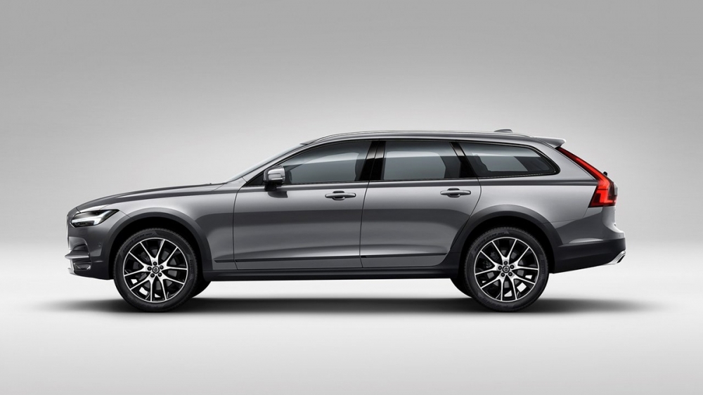 Volvo_V90 Cross Country_D5 Pro AWD