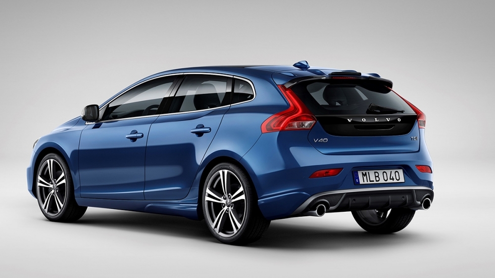 Volvo_V40 _D4 R-Design