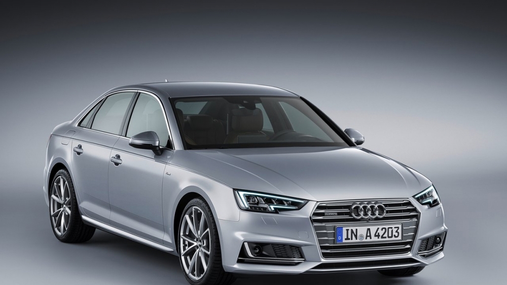 Audi_A4 Sedan_30 TFSI Luxury