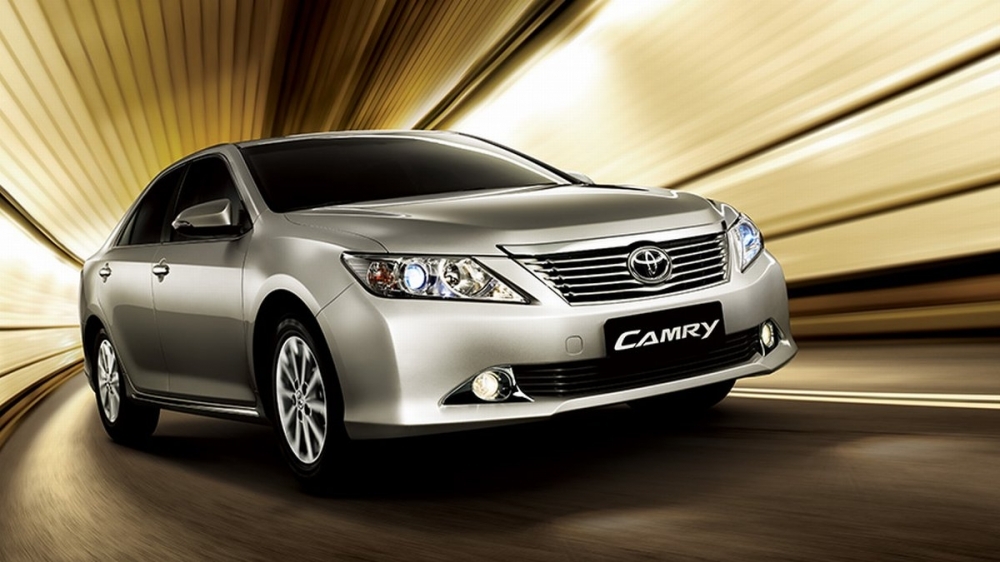 Toyota_Camry_2.0 E