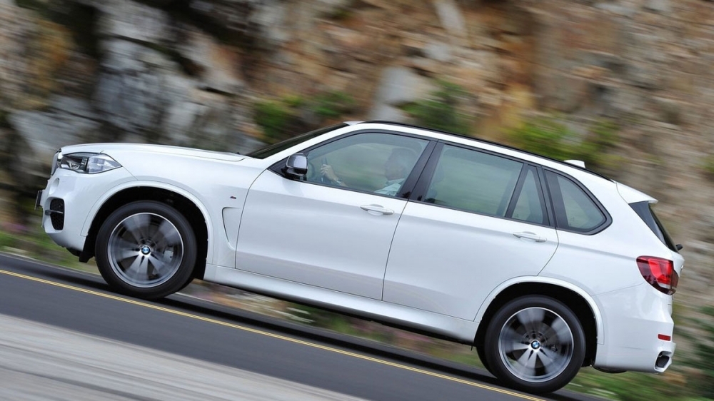 BMW_X5_xDriveM50d