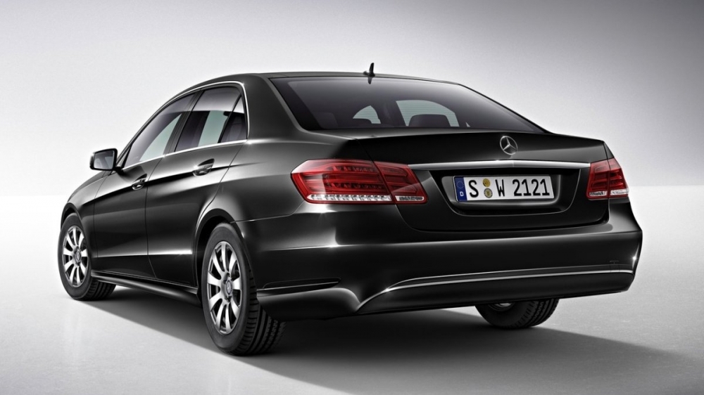 M-Benz_E-Class Sedan_E200 Classic