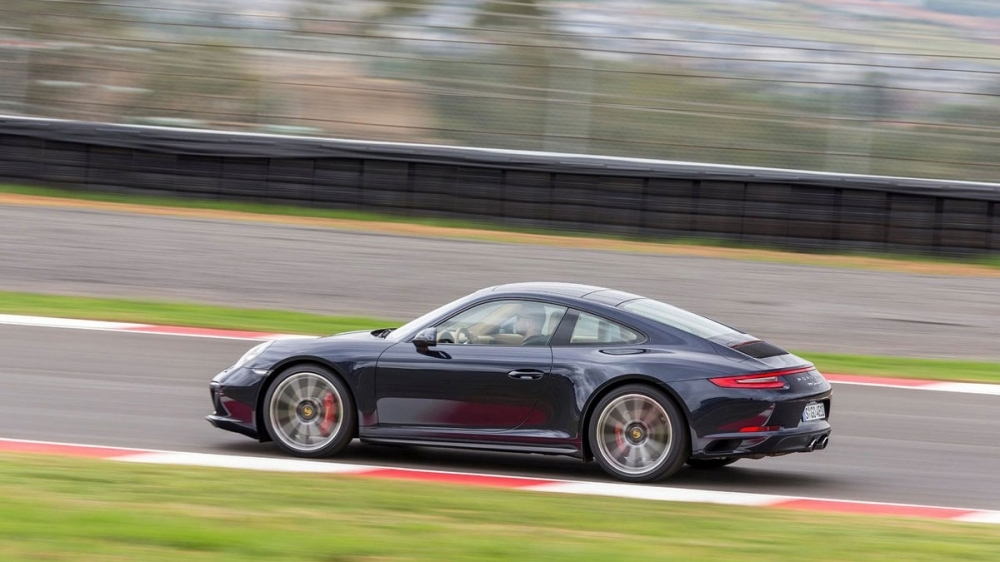 2019 Porsche 911 Carrera 4 S Coupe