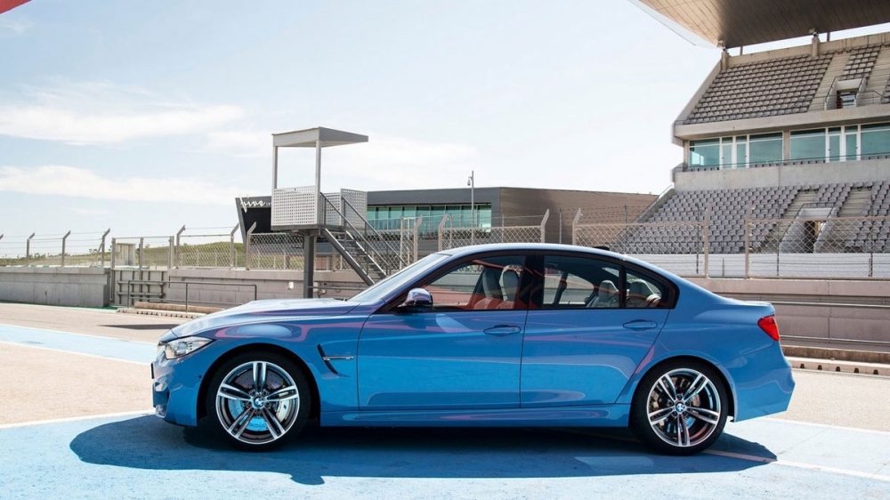 BMW_3-Series Sedan_M3手排版