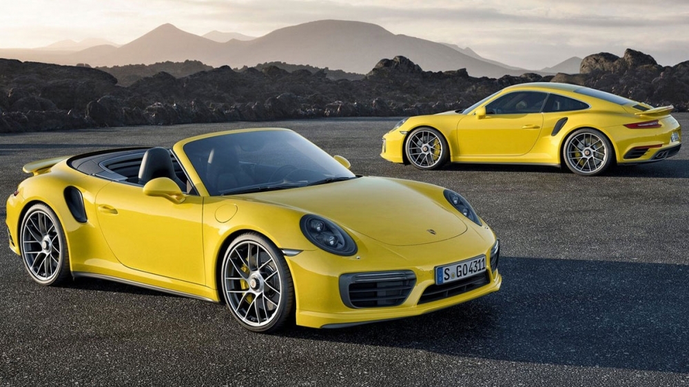 2019 Porsche 911 Turbo S Cabriolet