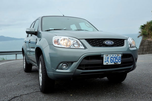 Ford_Escape_2.3 4WD