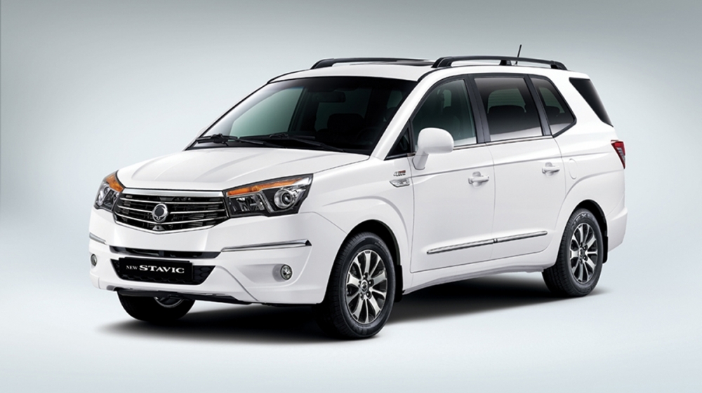 Ssangyong_Stavic_2.2d RWD