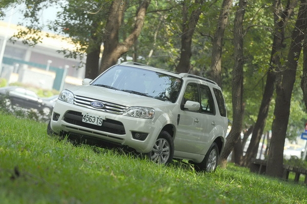 2009 Ford Escape 2.3 2WD XLS