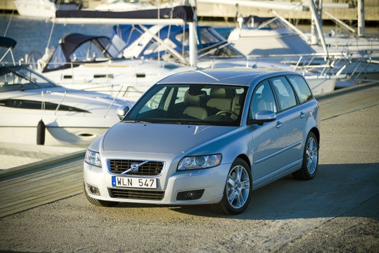 2011 Volvo V50 2