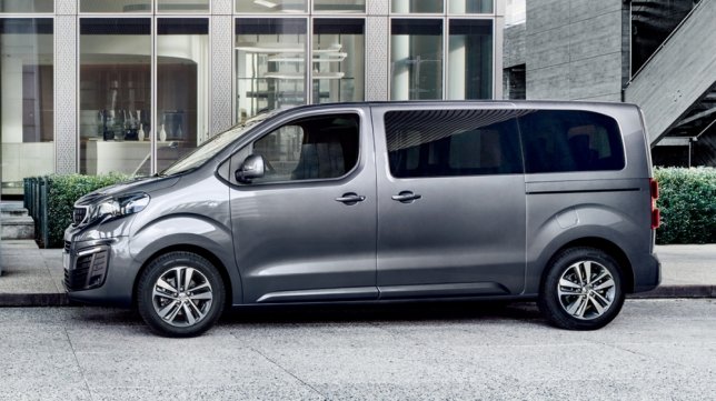 2018 Peugeot Traveller 專家版(5米3)