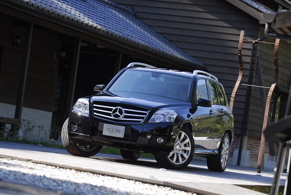 2009 M-Benz GLK-Class