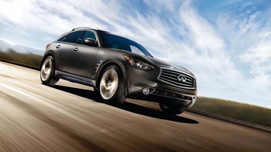 2014 Infiniti QX70 5.0 V8 S規