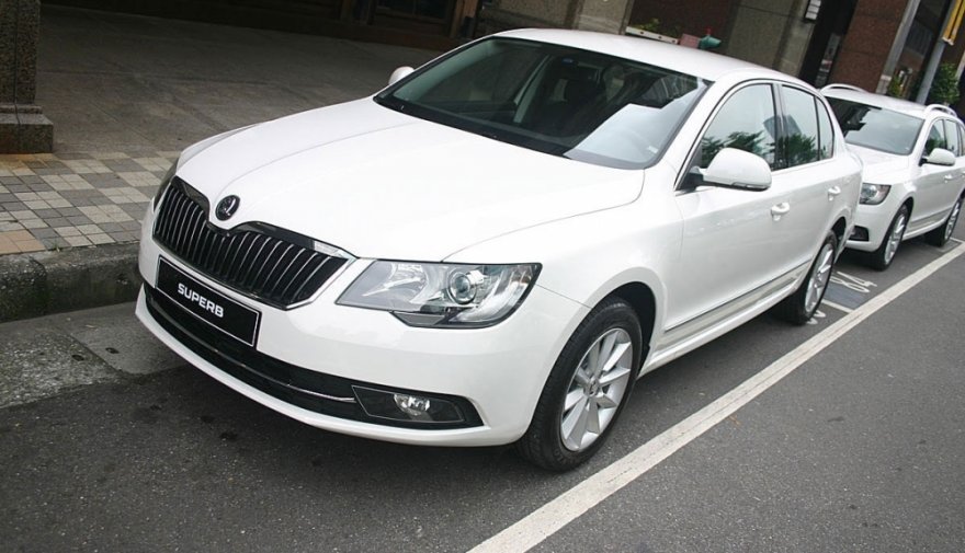 2015 Skoda Superb Sedan