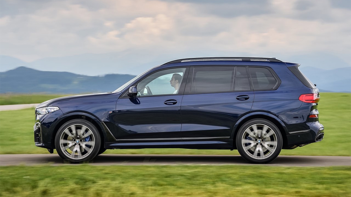 2021 BMW X7 M50i