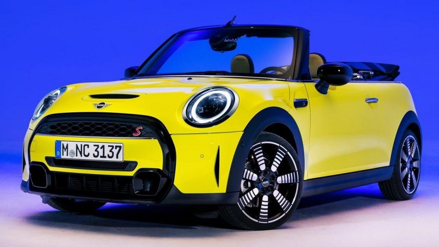 2022 Mini Cabrio