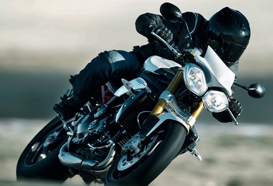 Triumph_Triple_Speed Triple R