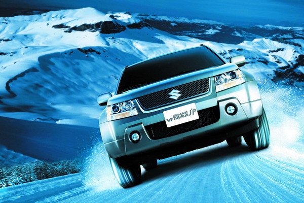 Suzuki_Grand Vitara JP_2.7 GLX