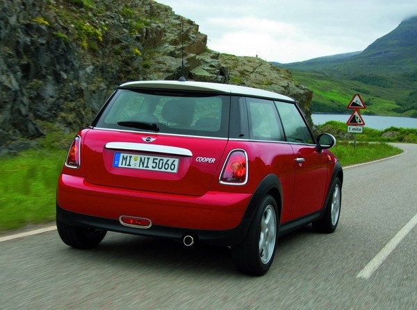 Mini_Cooper_1.6