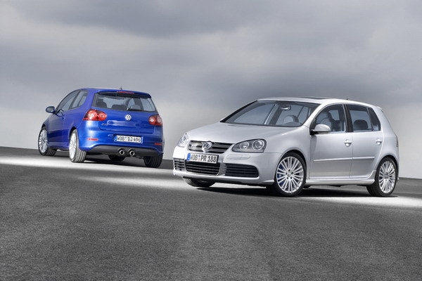 Volkswagen_Golf R32_3D