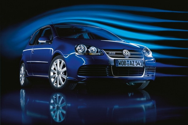 Volkswagen_Golf R32_3D