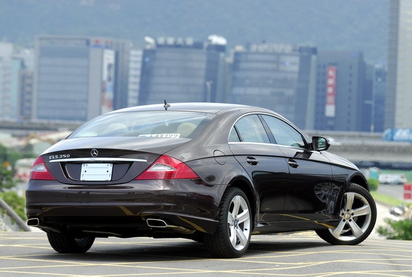 M-Benz_CLS-Class_CLS350