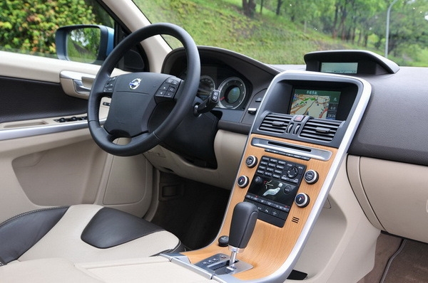 Volvo_XC60_D5 旗艦版