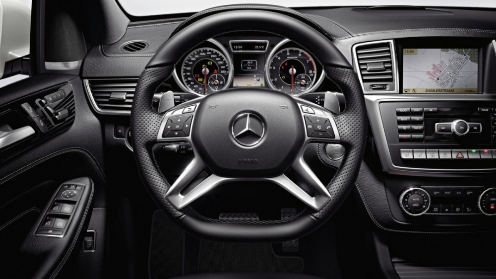 M-Benz_M-Class_ML63 AMG