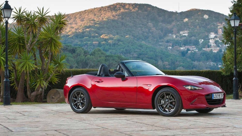 2019 Mazda MX-5 2.0