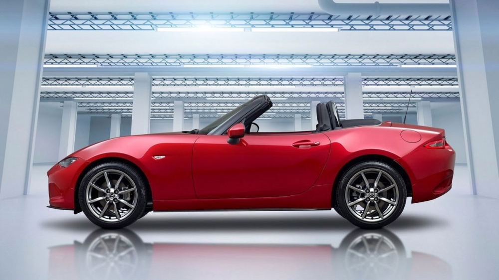 Mazda_MX-5_2.0