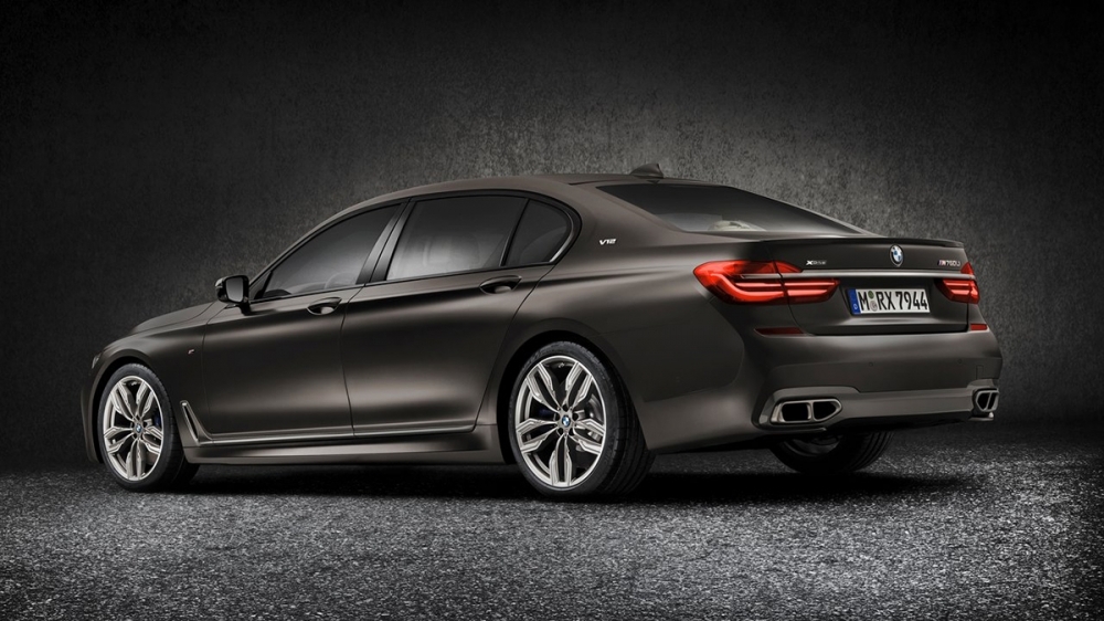 BMW_7-Series_M760Li xDrive Individual