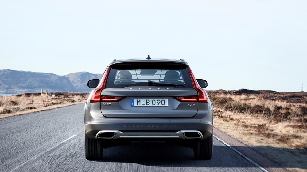 Volvo_V90 Cross Country_T6 Pro AWD