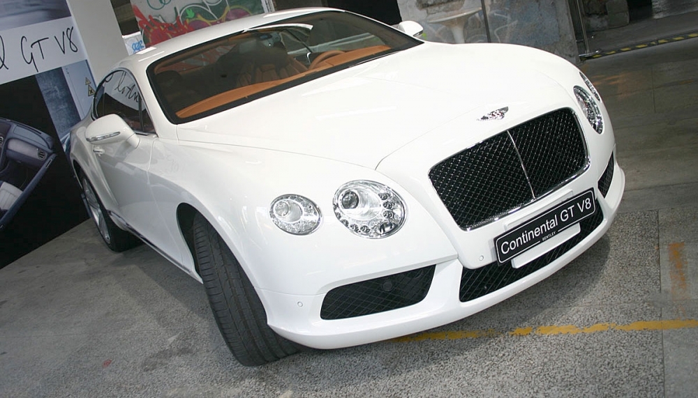 Bentley_Continental GT_4.0 V8