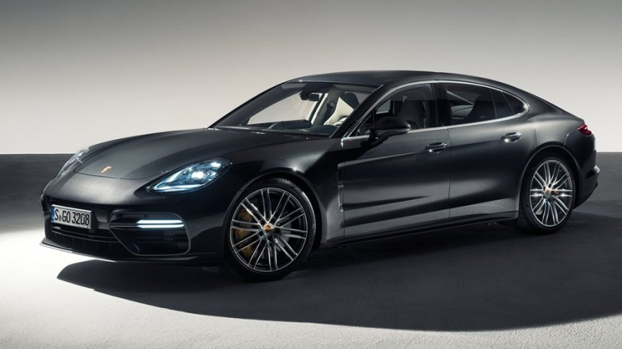 2017 Porsche Panamera