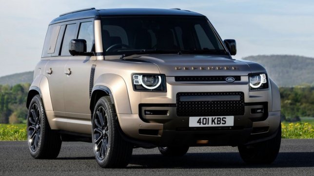 2025 Land Rover Defender 110 V8 OCTA