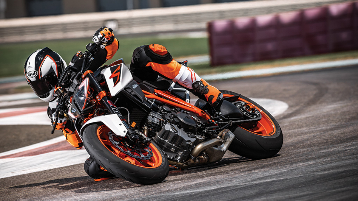 2018 KTM Duke 1290 Super R