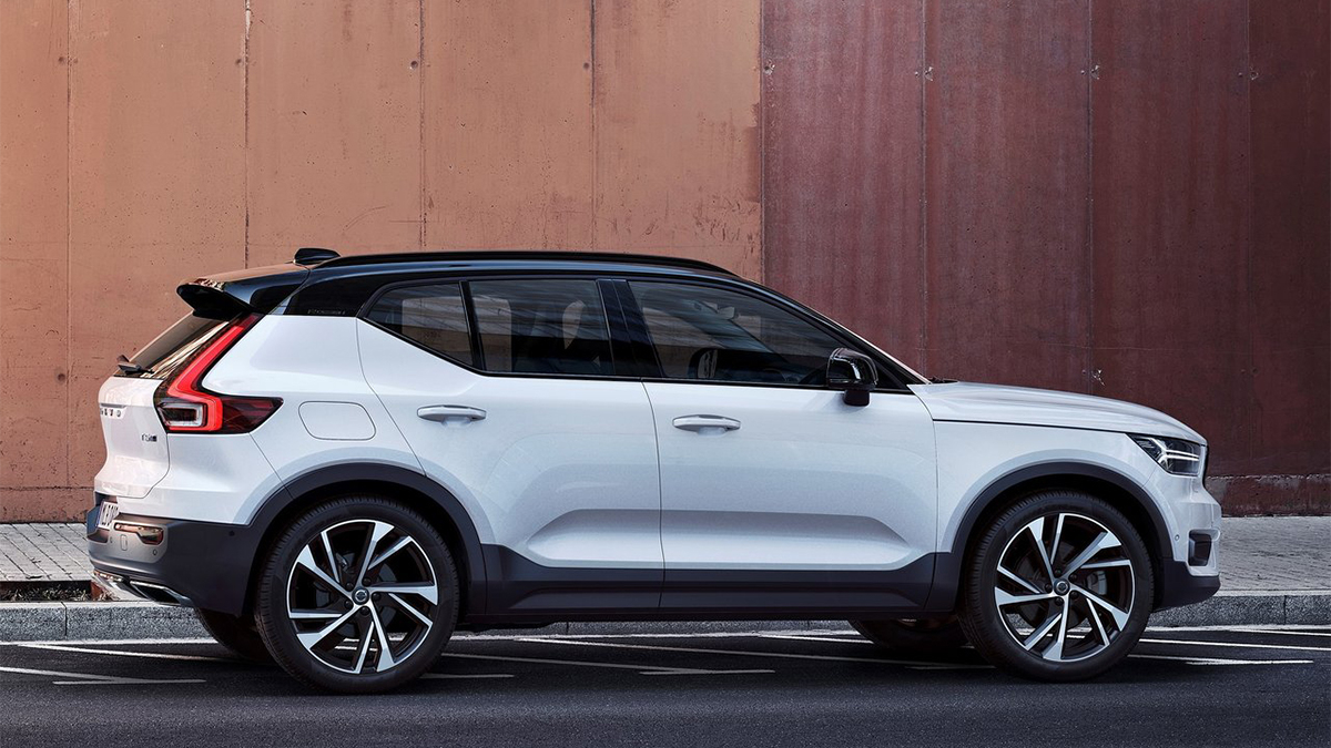 2020 Volvo XC40 T4 R-Design