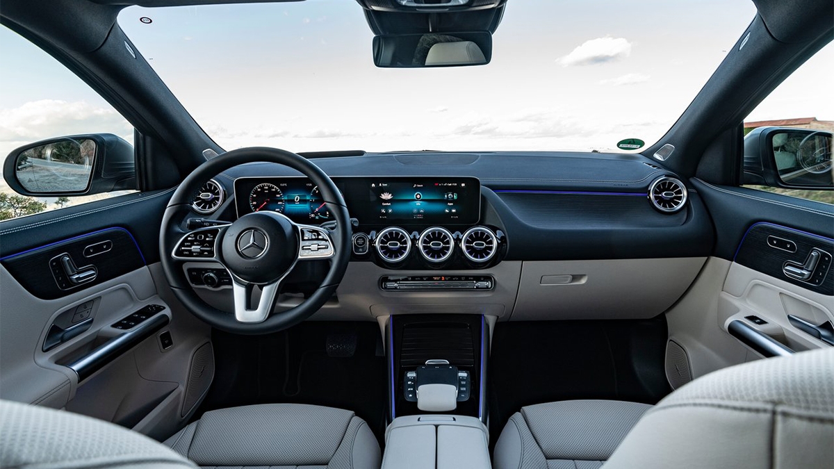 2020 M-Benz GLA 200