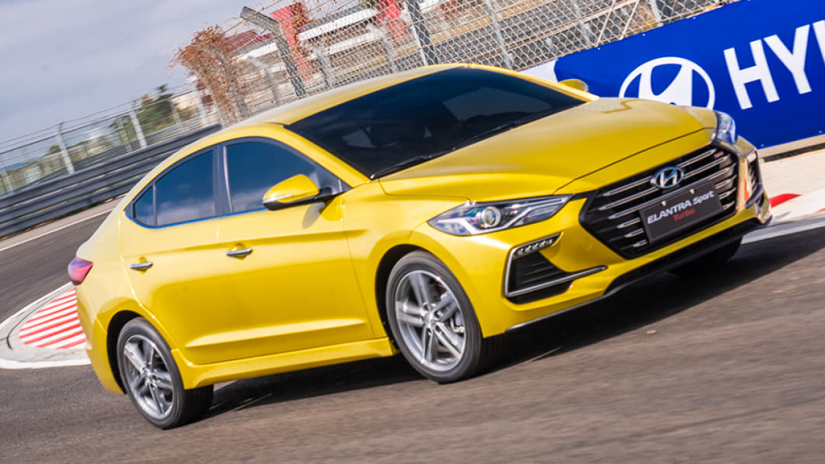 2019 Hyundai Elantra Sport極速型