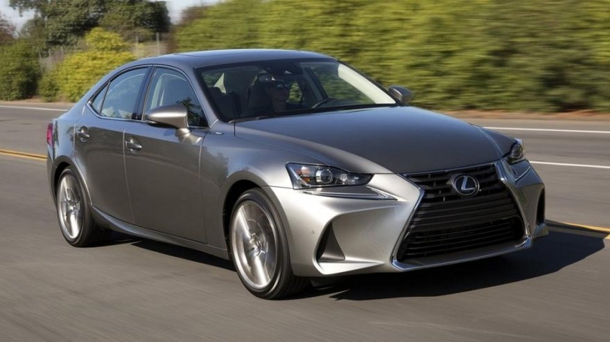 2020 Lexus IS