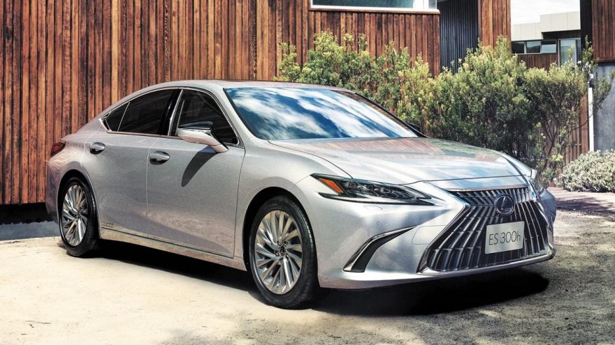 2022 Lexus ES