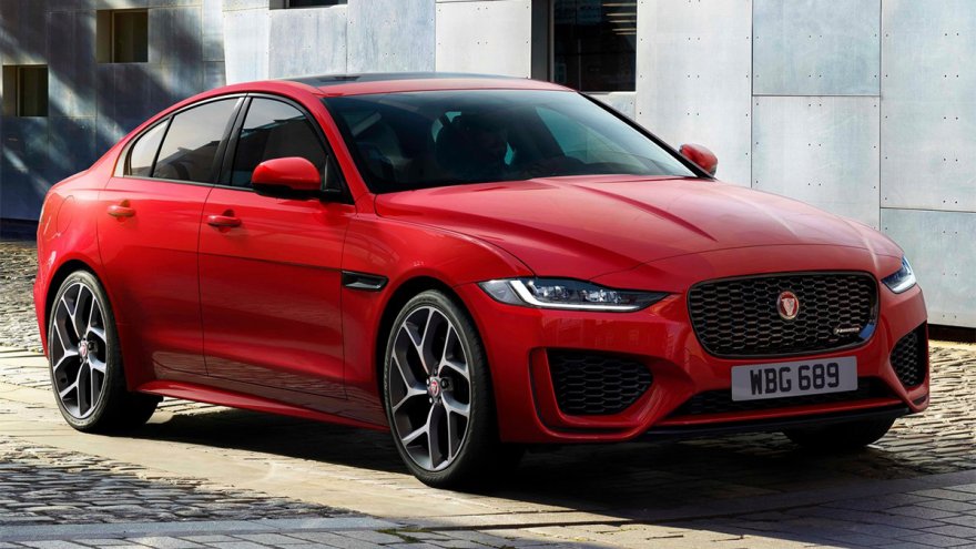 2020 Jaguar XE P300 R-Dynamic SE