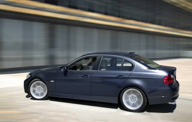 BMW_3 Series Sedan_323i