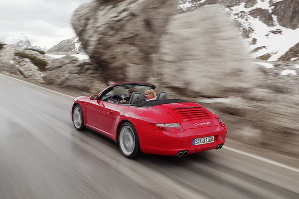 Porsche_911 Carrera 4_S Cabriolet