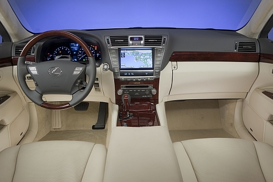 Lexus_LS_460L