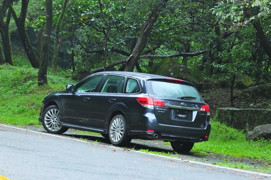 Subaru_Legacy Wagon_2.5 GT