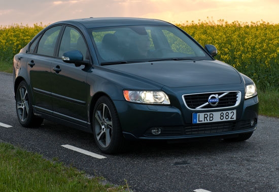 Volvo_S40_D4