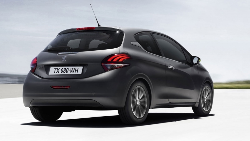 Peugeot_208_1.2 PureTech GT Line